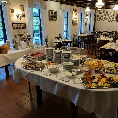 Mueggenburg فندق